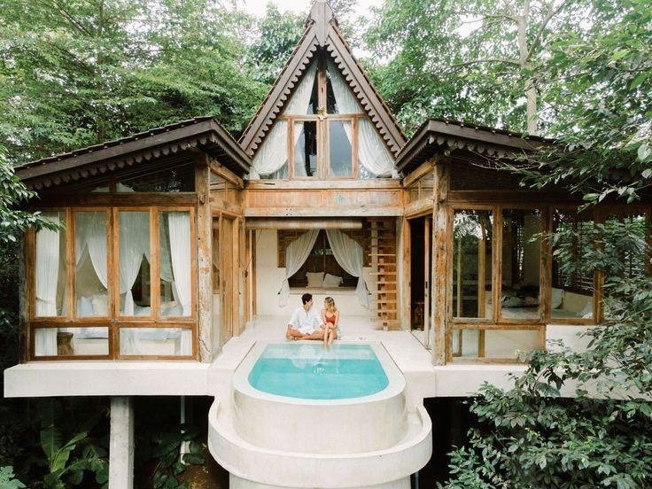 Bamboo House Reference Model 020 – Garden gable cottage
